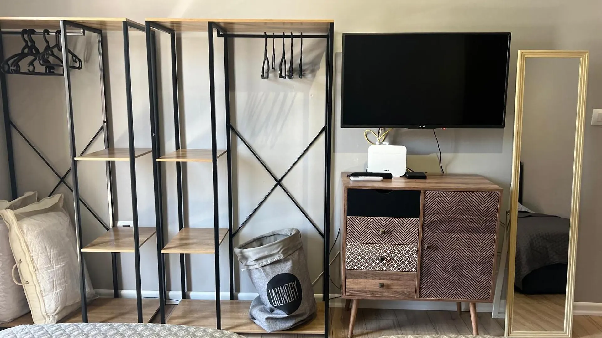 Tirana Blloku Apartment אלבניה